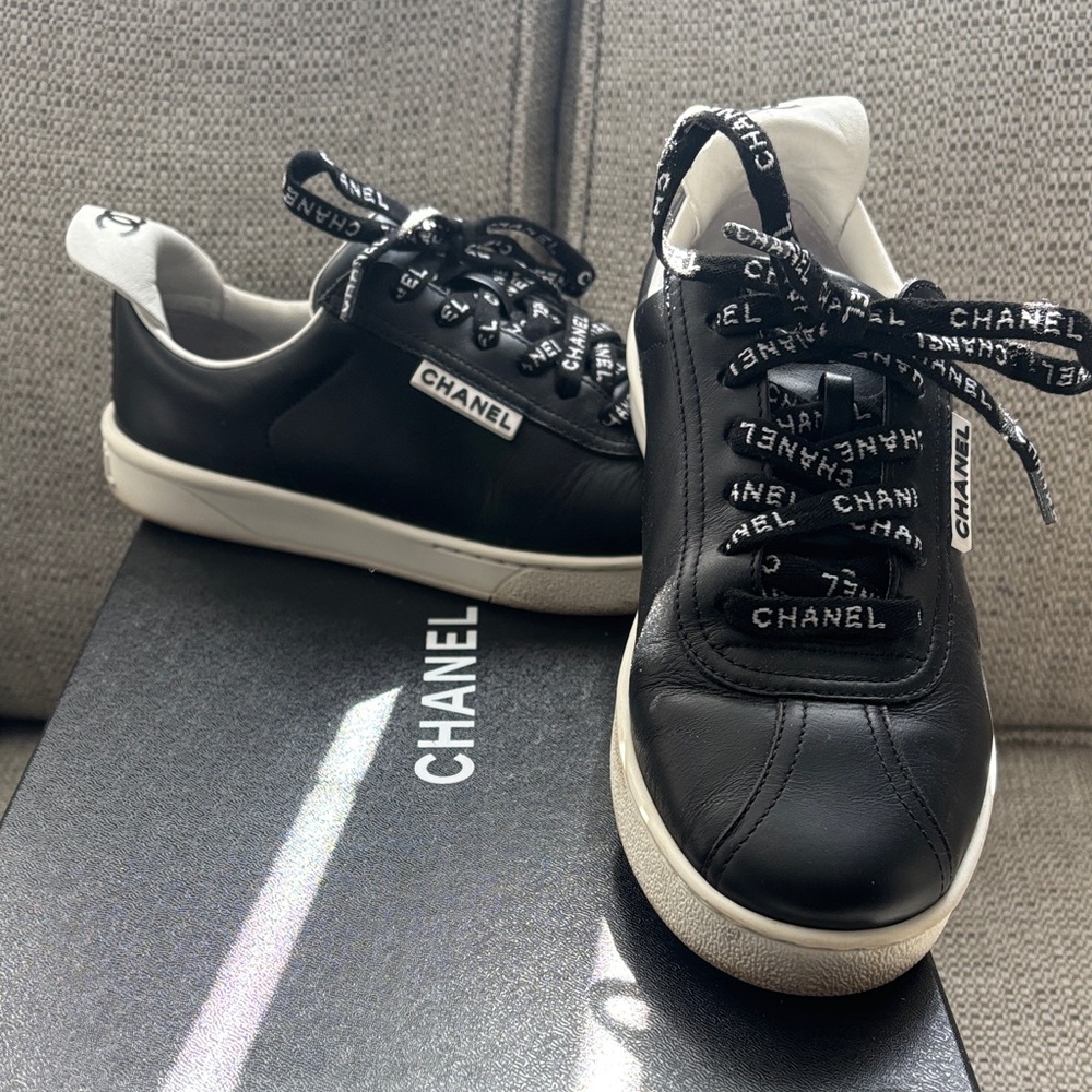 CHANEL Black and White Logo Sneakers sz37